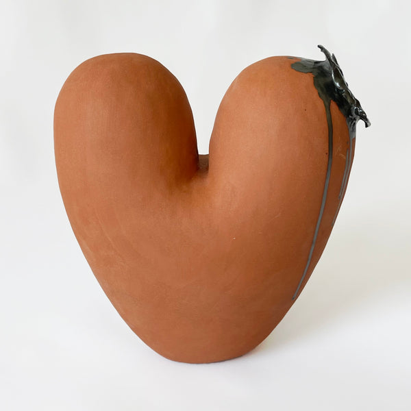 Medium Bullet Heart Vessel by Eny Lee Parker