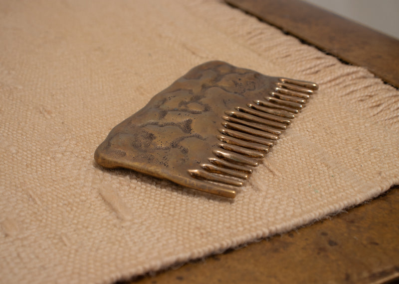 Curio Bench by Buket Hoscan Bazman