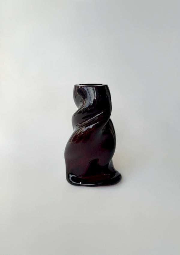 Elara Vase V Blown Glass. Vase by Homa