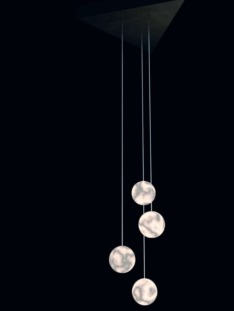Lune 4 By Octavio Amado