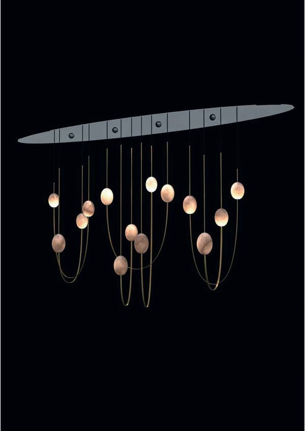 Lustre Palais Royale by Octavio Amado