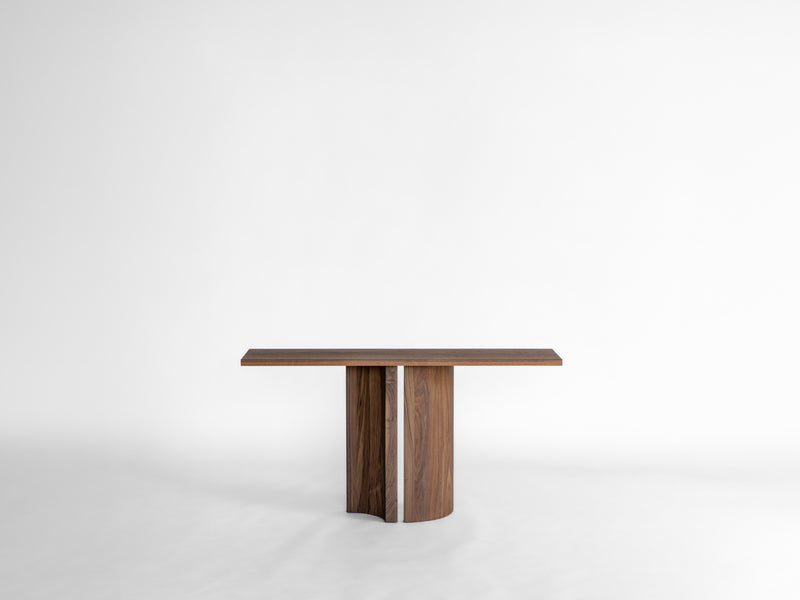 Aperta Console By Mokko