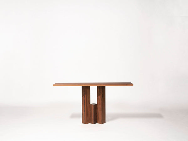 FENESTRA CONSOLE By Mokko