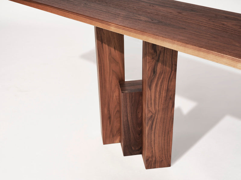 FENESTRA CONSOLE By Mokko