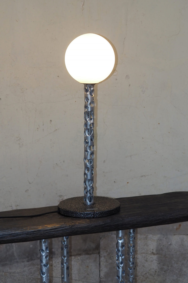 Soulmates Table lamp by Clément Thevenot