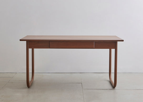 Peizi Desk by Bowen Liu Studio