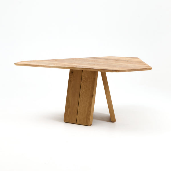 Perícia Dining Table by Project 213A