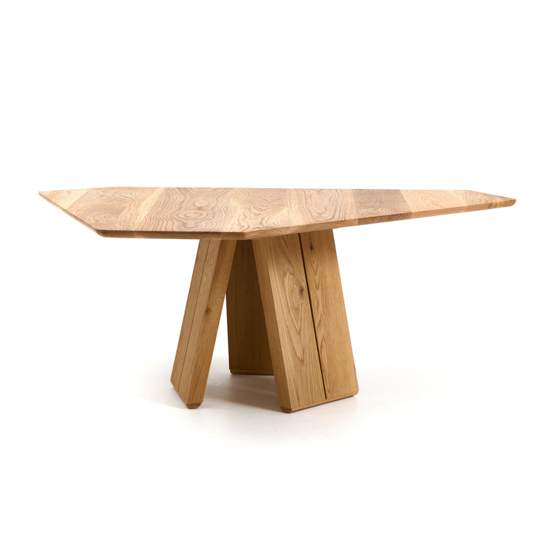 Perícia Dining Table by Project 213A