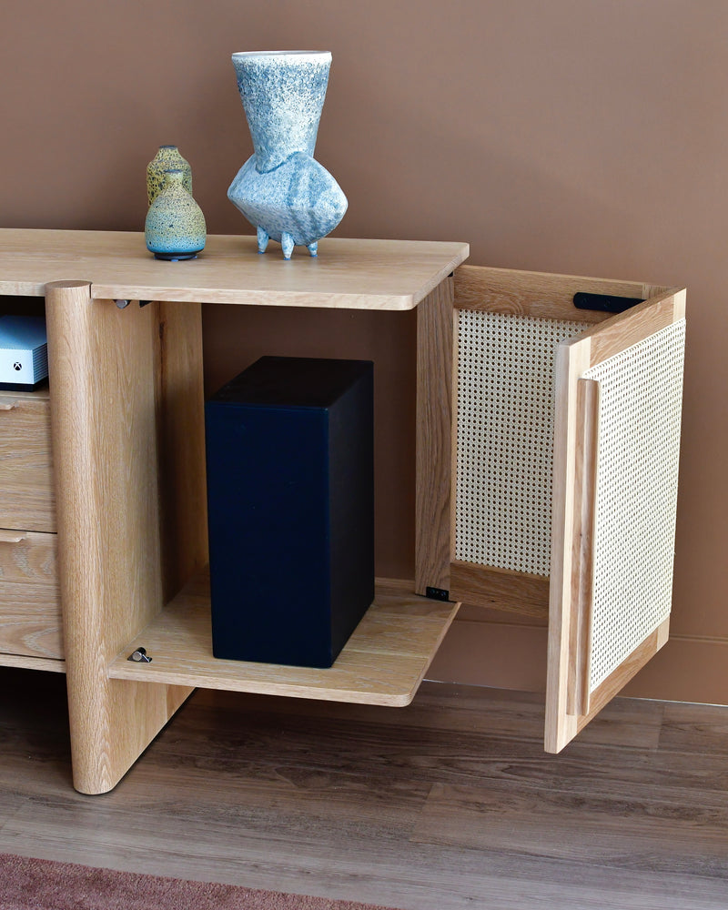 Sulaco Media Console by Last Ditch Design