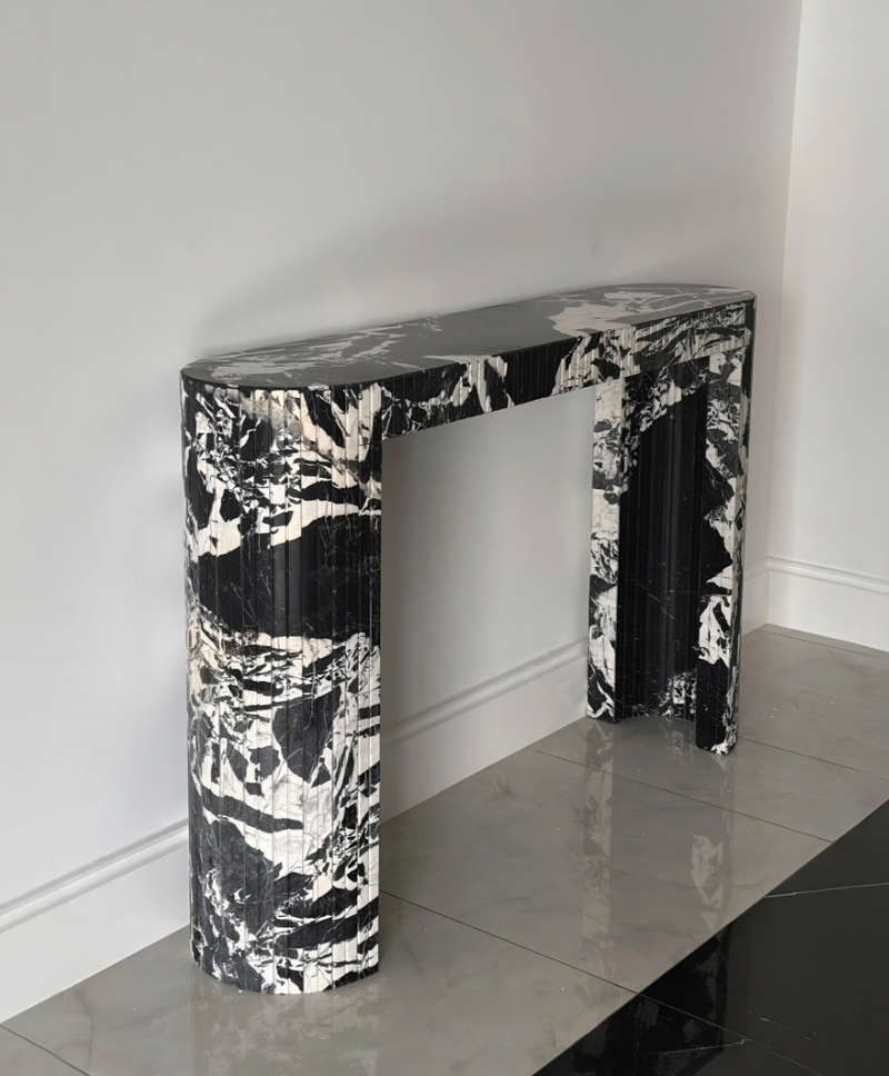 Luna Console by Marbera
