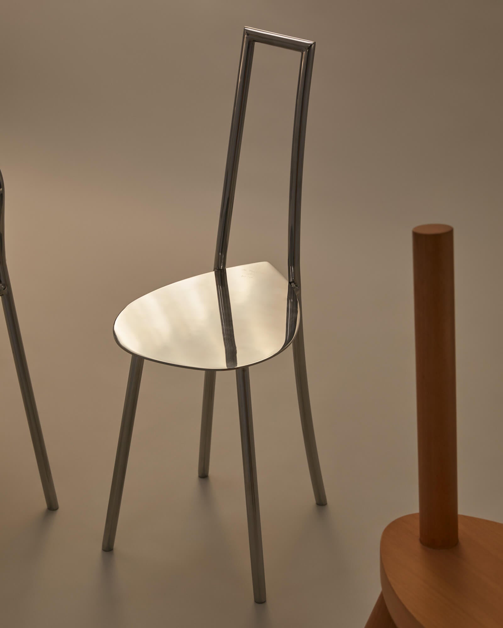 Tumble Chairs by Jorge Suárez-Kilzi – Love House