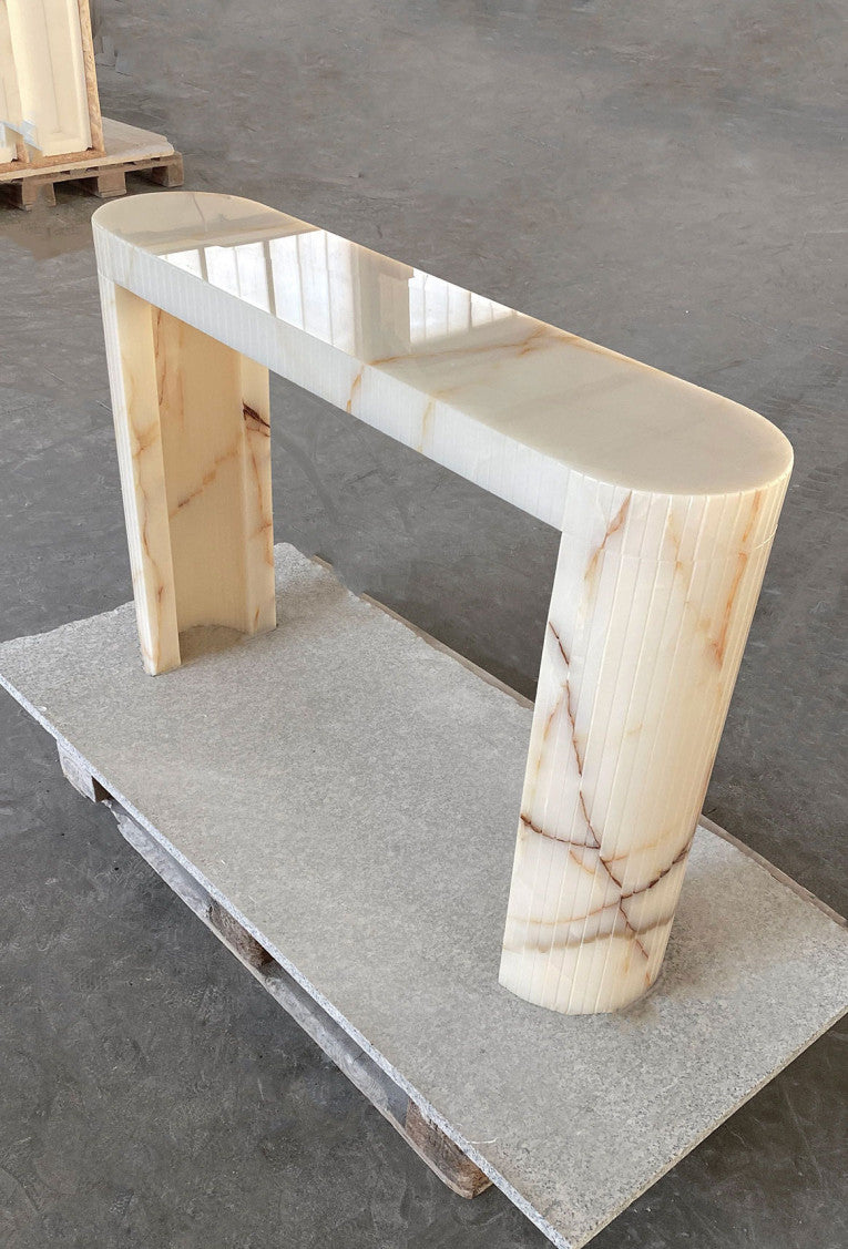 Luna Console by Marbera