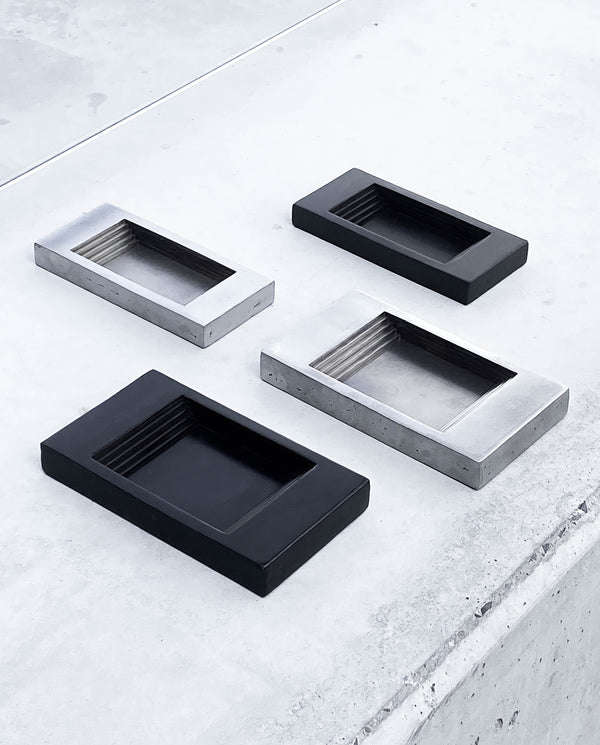 Vide Poche/Ashtray by Cal Summers - Love House