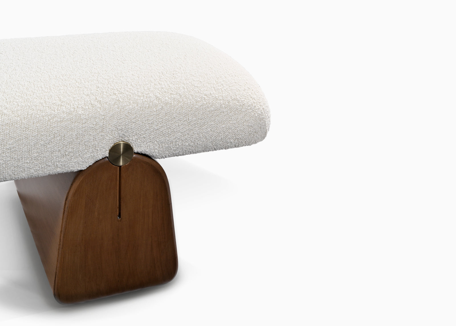 IO Bench by Buket Hoscan Bazman – Love House
